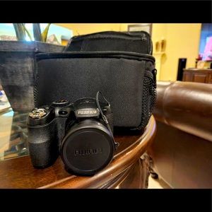 Fujifilm Finepix S Camera with Camera Bag